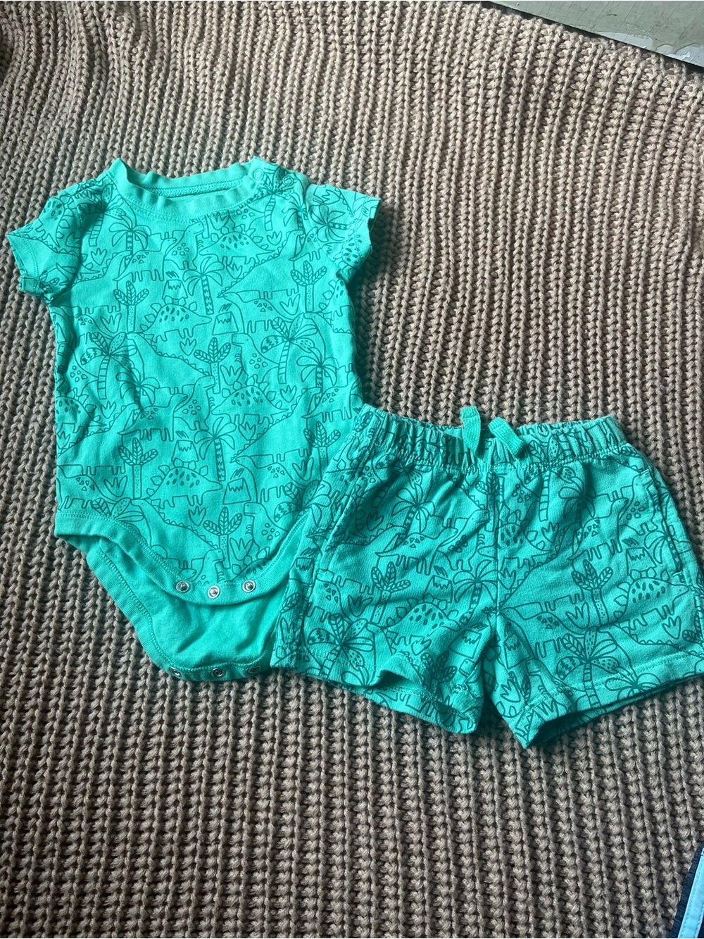 wonder nation Teal Green Dinosaur Print Baby Tee & Shorts Set